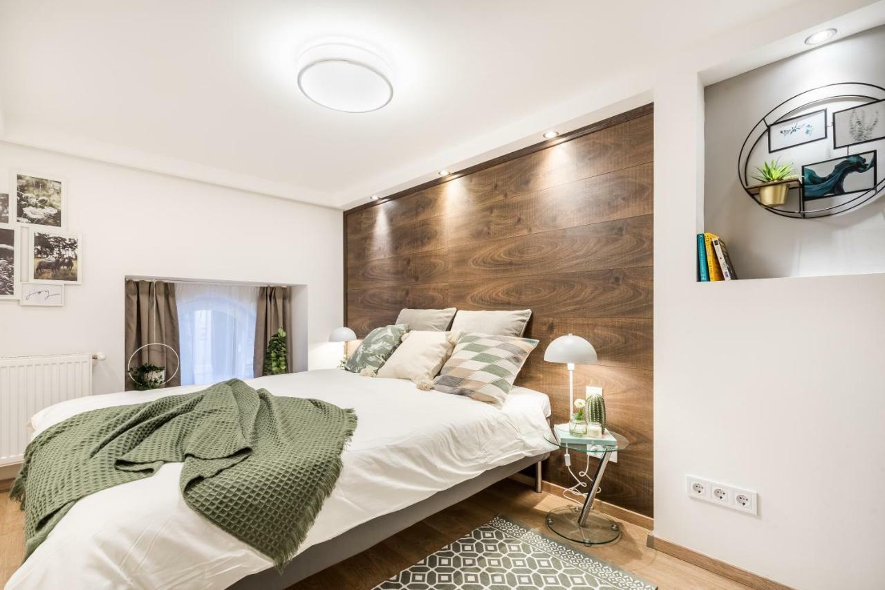 Bpr Luxurious & Stylish Duplex Home Budapest Exterior foto